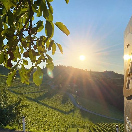Zweytick Gaestezimmer Weingut Ratsch an der Weinstrasse Exterior photo