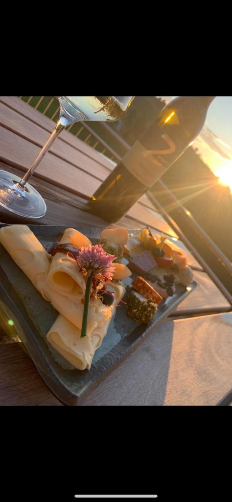 Zweytick Gaestezimmer Weingut Ratsch an der Weinstrasse Exterior photo
